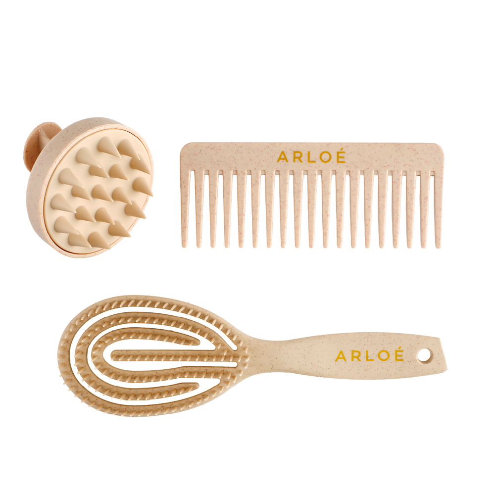 Three hair combs with ARLOE branding